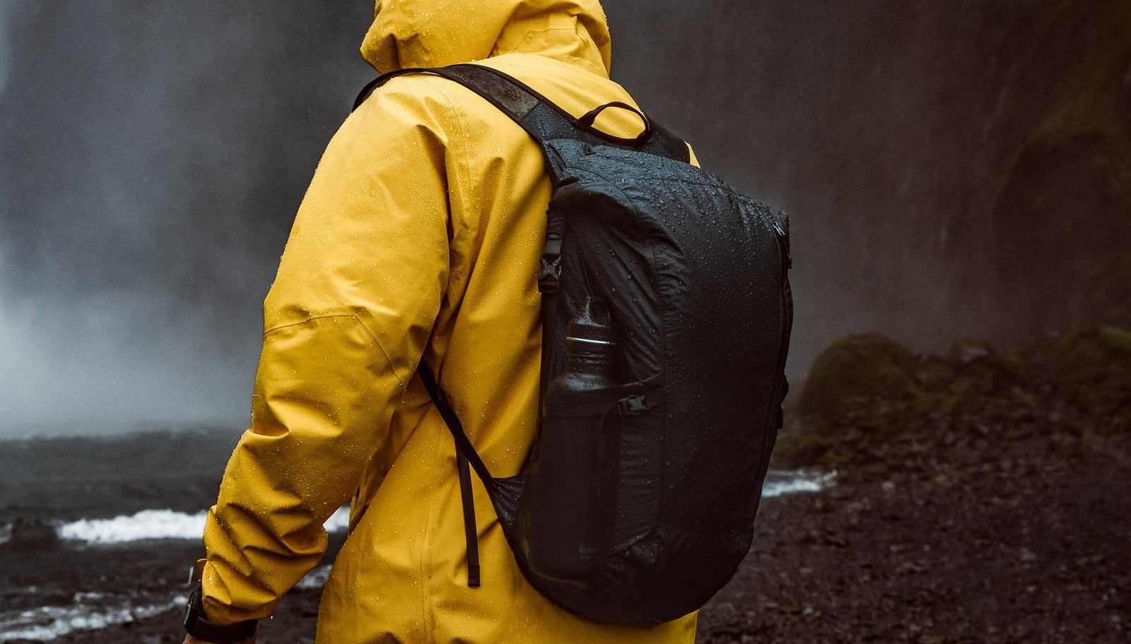 Advantages Of Waterproof Backpack